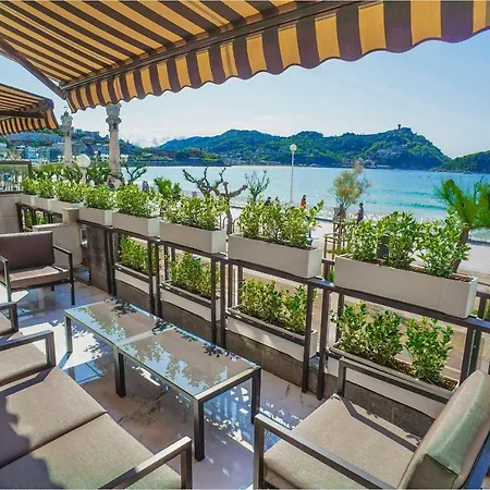 Apartment La Concha Best View San Sebastian